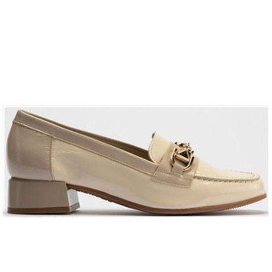 Pitillos - 10481 - CREMA-PIED - 10481 - CREMA-PIED - Mocasin con adorno metal mujer en piel charol BEIGE - 1