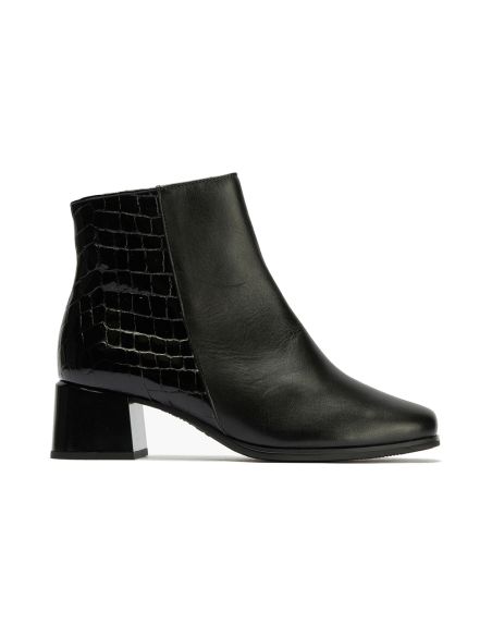 Pitillos - 10824 - NEGRO - 10824 - NEGRO - Botin en napa con coco charol de mujer color negro - 1