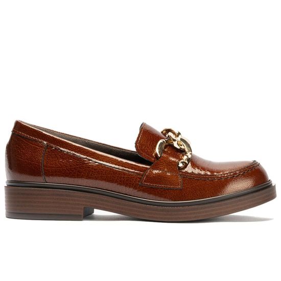 Pitillos - 10890 - CUERO - 10890 - CUERO - Mocasín en Charol con adorno de mujer color cuero - 1